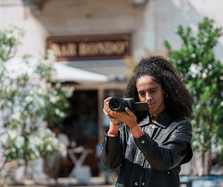 Lens interchangeability