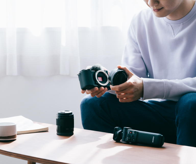 Lens interchangeability